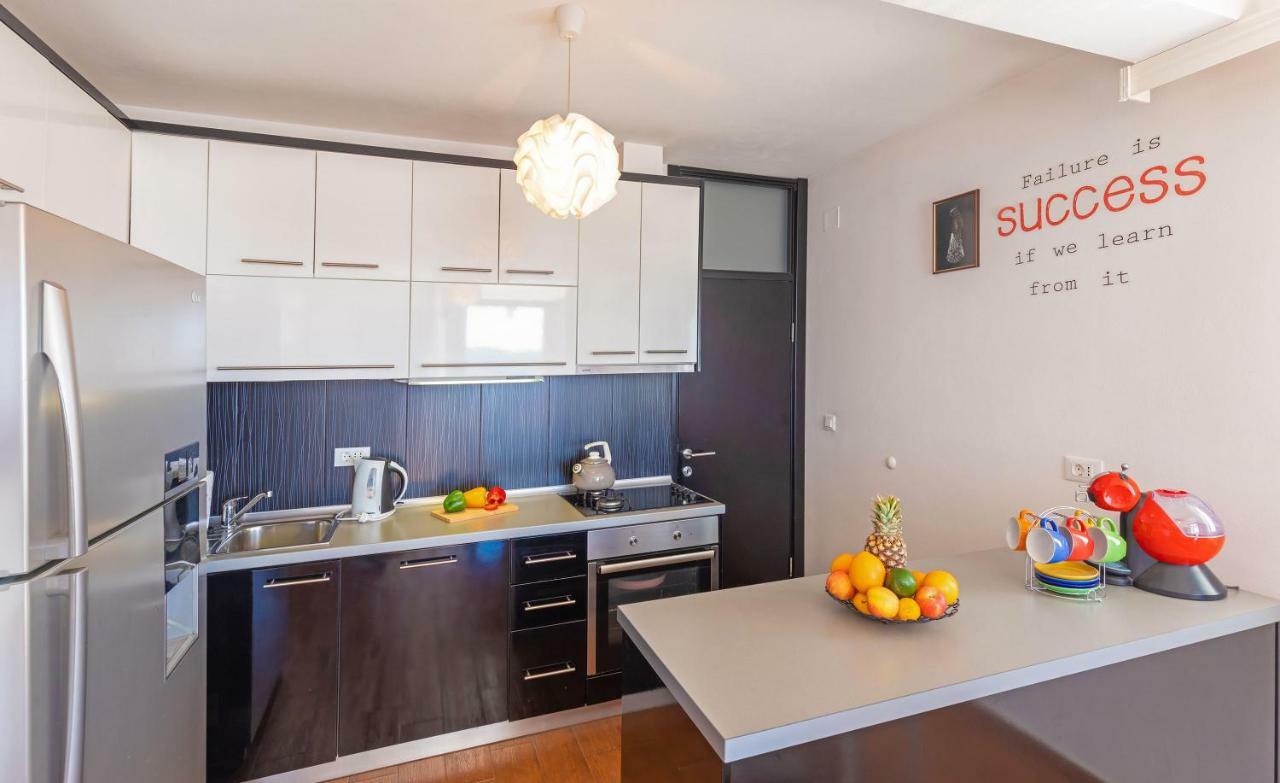 מליני Apartment A&M מראה חיצוני תמונה