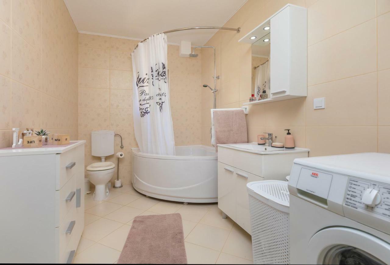 מליני Apartment A&M מראה חיצוני תמונה