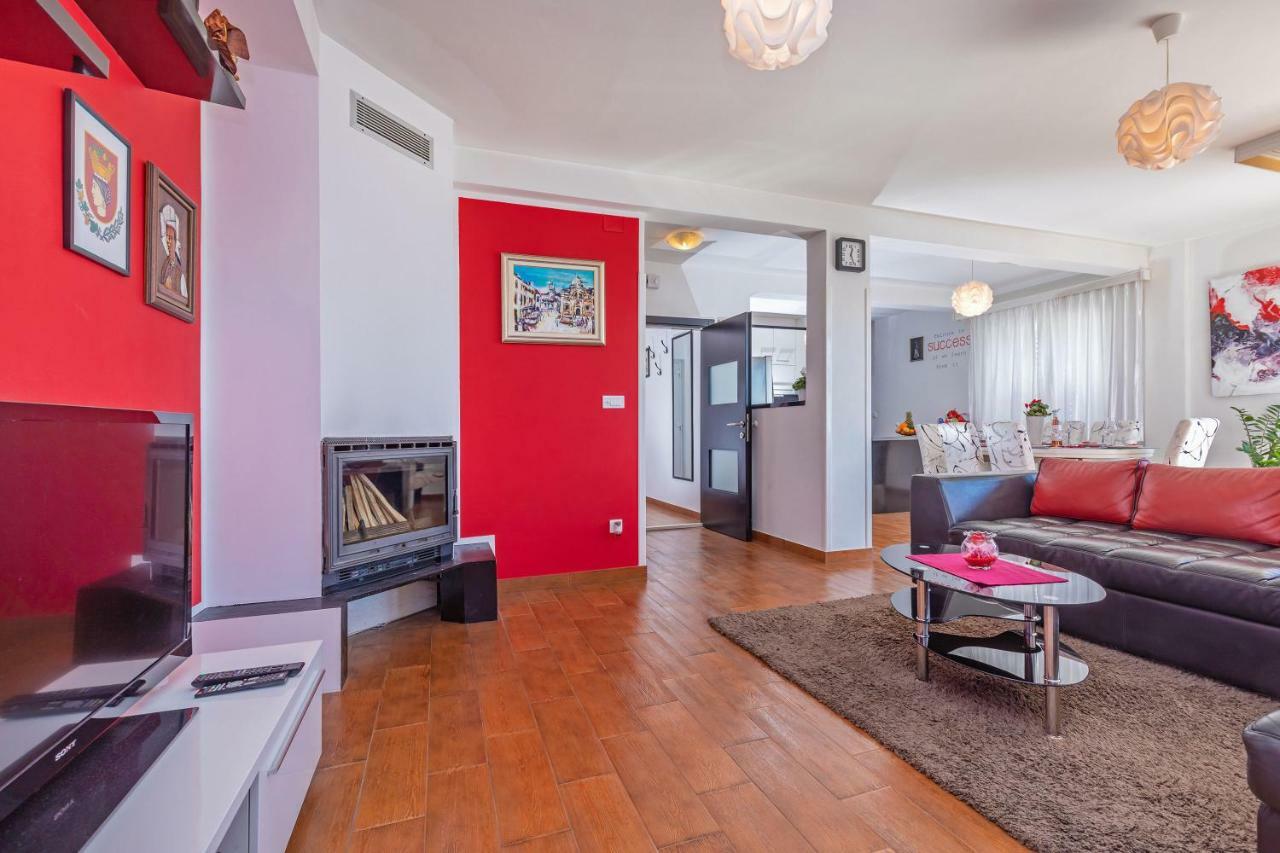 מליני Apartment A&M מראה חיצוני תמונה